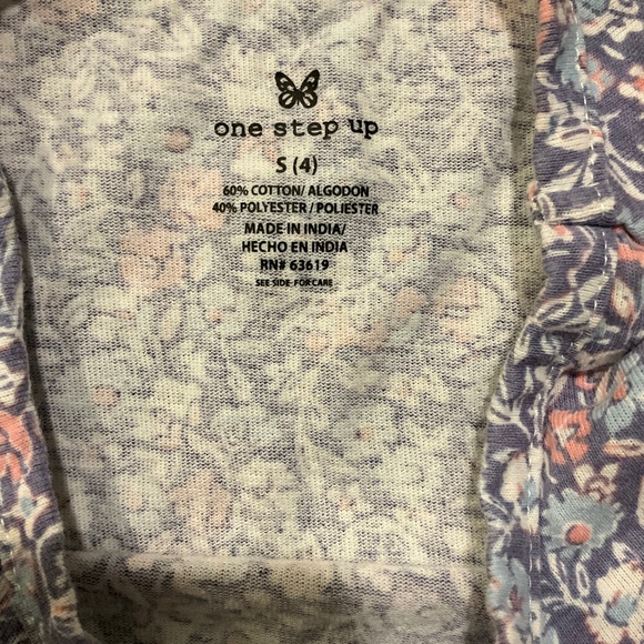 One Step Up Girls Floral Shirt size (S)4 - Picture 2 of 5
